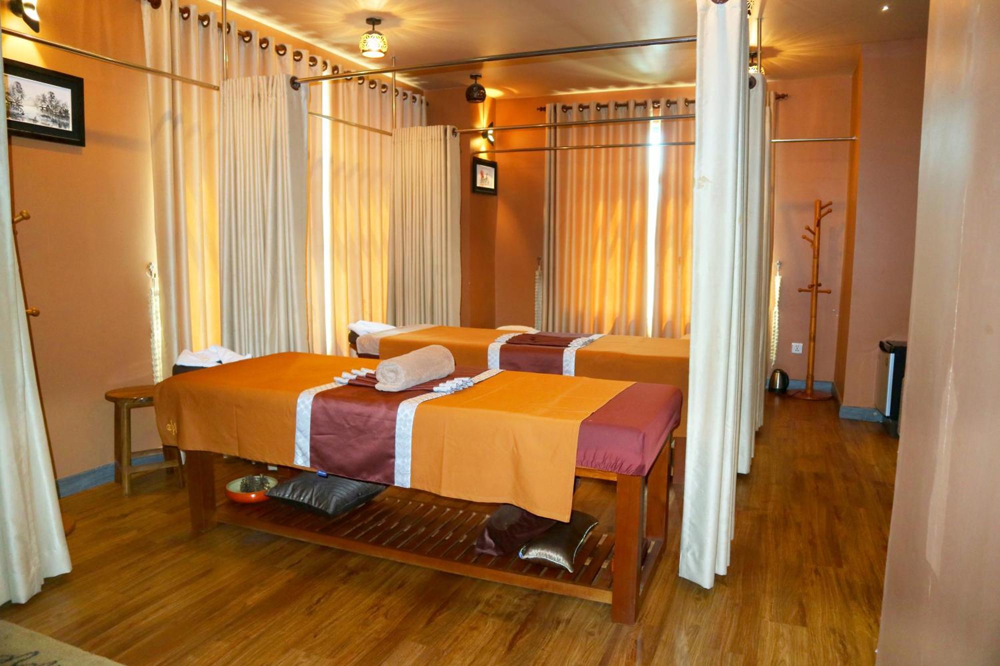 Hm Grand Central Hotel Phnompen Kültér fotó